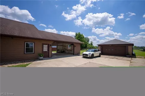 402 W Main St, Lagrange, OH 44050 photo 27