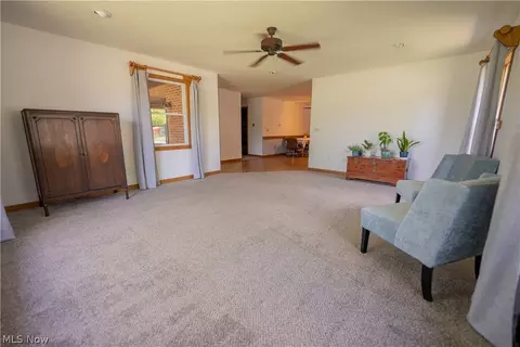 402 W Main St, Lagrange, OH 44050 photo 5