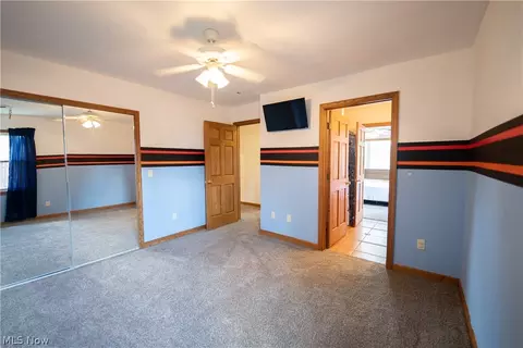 402 W Main St, Lagrange, OH 44050 photo 21