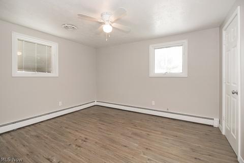 717 Delaware Ave, Elyria, OH 44035 photo 11