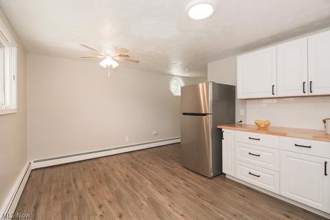717 Delaware Ave, Elyria, OH 44035 photo 4
