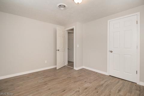 717 Delaware Ave, Elyria, OH 44035 photo 15