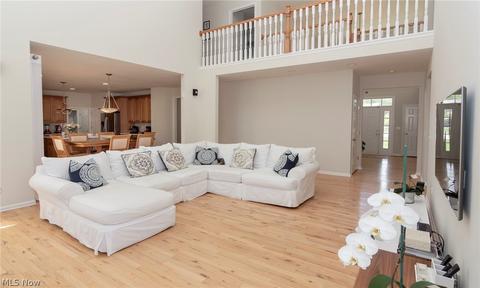 513 Sara Ln, Copley, OH 44321 photo 7