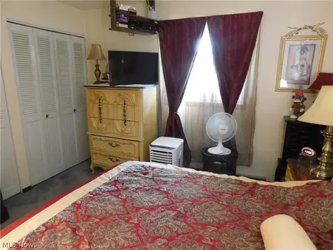 1721 Douglas Ave, Elyria, OH 44035 photo 16