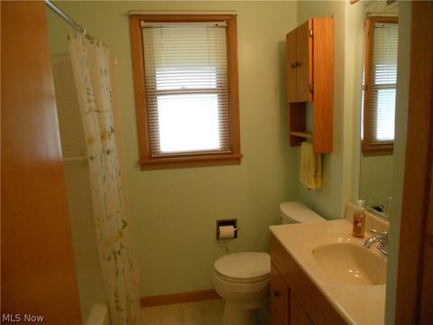6247 Meadowbrook Dr, Mentor, OH 44060 photo 12