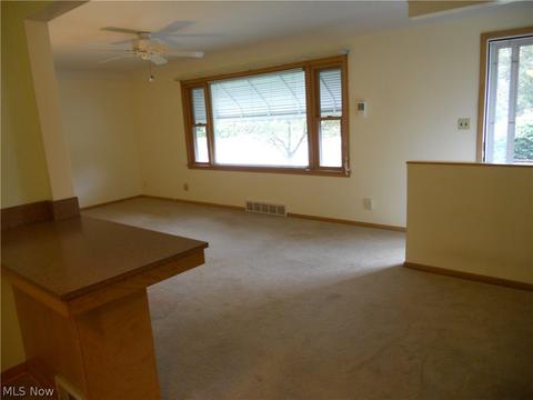 6247 Meadowbrook Dr, Mentor, OH 44060 photo 7