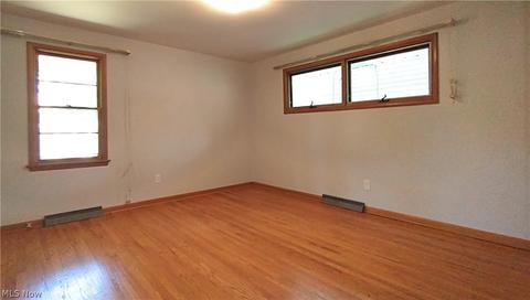302 Vassar Ave, Elyria, OH 44035 photo 10