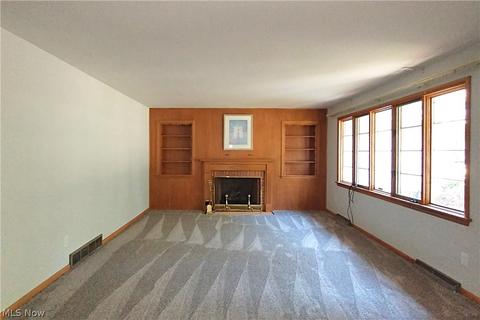 302 Vassar Ave, Elyria, OH 44035 photo 6