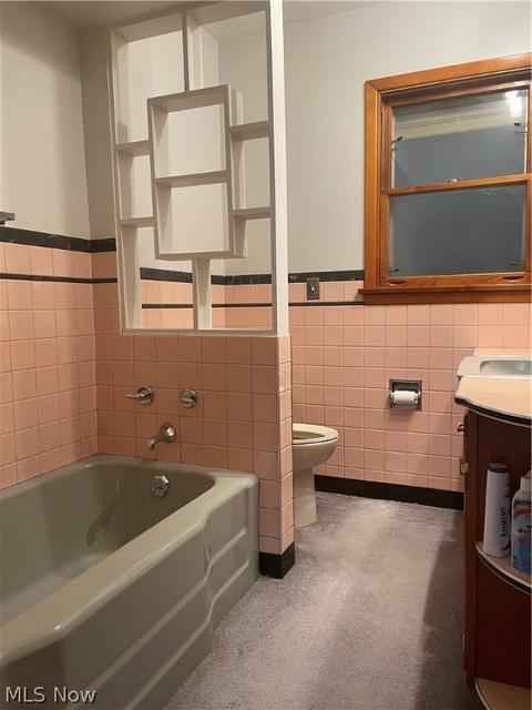 455 E 47th St, Lorain, OH 44052 photo 5