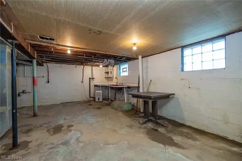 153 Longfellow St, Elyria, OH 44035 photo 23