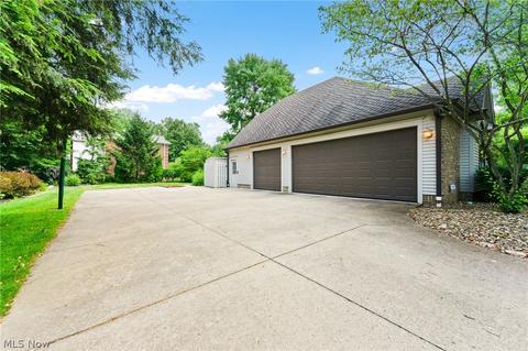 818 Park Harbour Dr, Boardman, OH 44512 photo 33