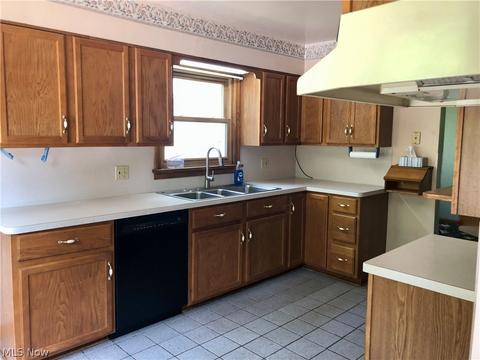 8410 Lafayette Rd, Lodi, OH 44254 photo 5