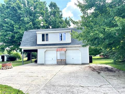 9318 N Main St, Windham, OH 44288 photo 4