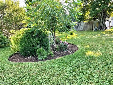 9318 N Main St, Windham, OH 44288 photo 10