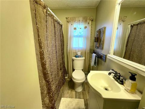 9318 N Main St, Windham, OH 44288 photo 28