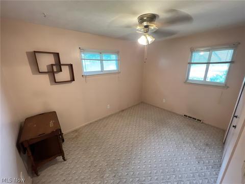951 E 248th St, Euclid, OH 44123 photo 11