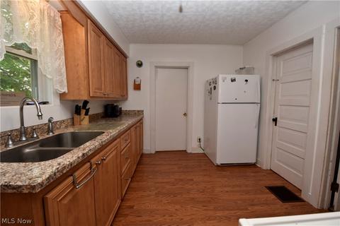 18381 5th St, Beloit, OH 44609 photo 3