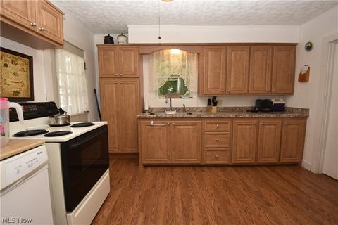 18381 5th St, Beloit, OH 44609 photo 4