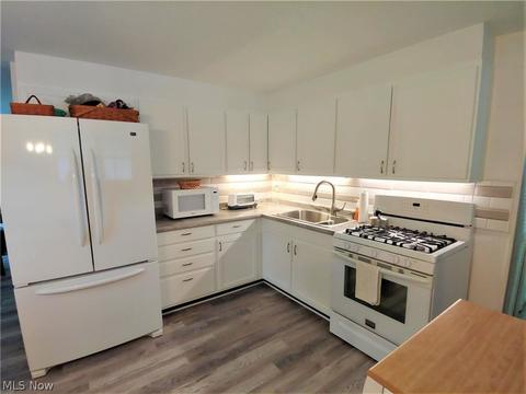 538 Case Ave, Elyria, OH 44035 photo 9