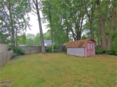 538 Case Ave, Elyria, OH 44035 photo 32