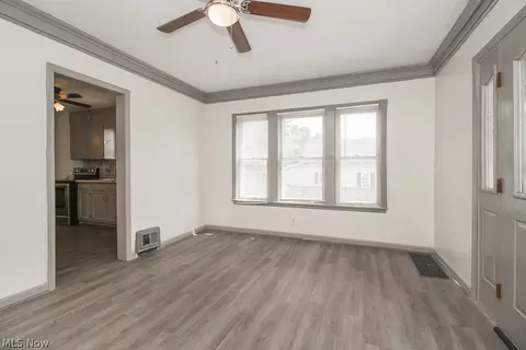 1100 Brandt Ave NW, Canton, OH 44708 photo 4