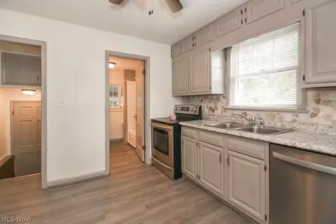 1100 Brandt Ave NW, Canton, OH 44708 photo 12