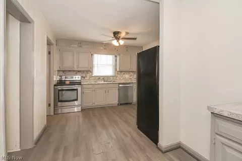 1100 Brandt Ave NW, Canton, OH 44708 photo 19