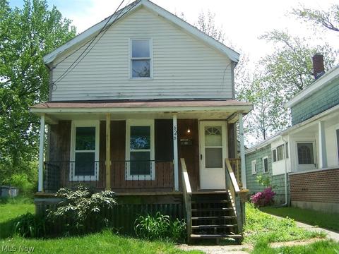 626 W 35th St, Ashtabula, OH 44004 photo 1
