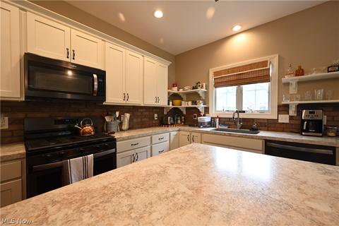 300 Garfield Dr, Lagrange, OH 44050 photo 18