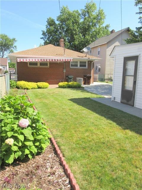 4415 Maplecrest Ave, Parma, OH 44134 photo 5