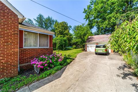 1980 E 228th St, Euclid, OH 44117 photo 8