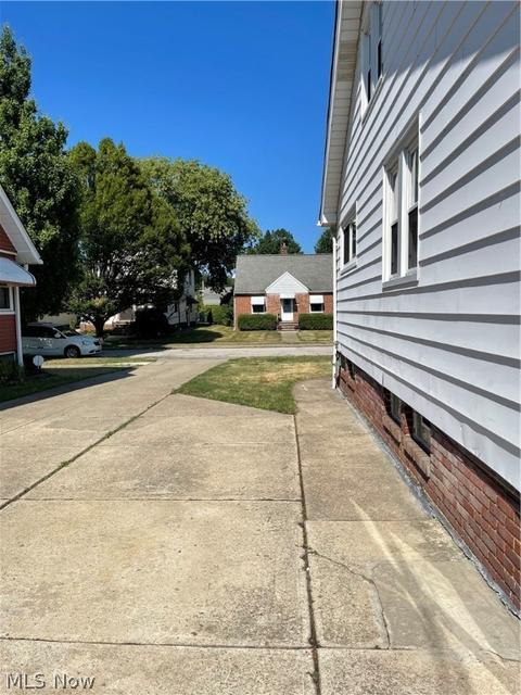 891 E 237th St, Euclid, OH 44123 photo 33