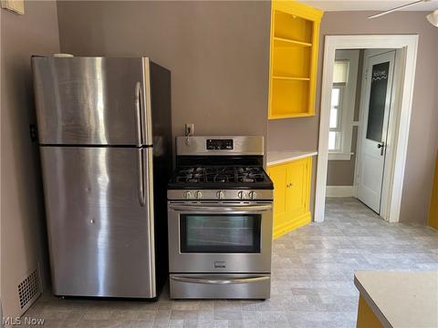 891 E 237th St, Euclid, OH 44123 photo 8