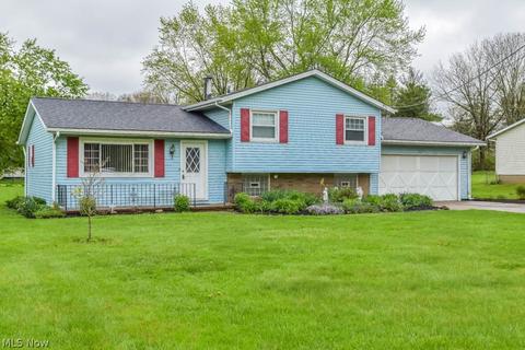 7055 Pinecrest St NE, Canton, OH 44721 photo 24