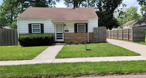 226 Beebe Ave, Elyria, OH 44035 photo 1