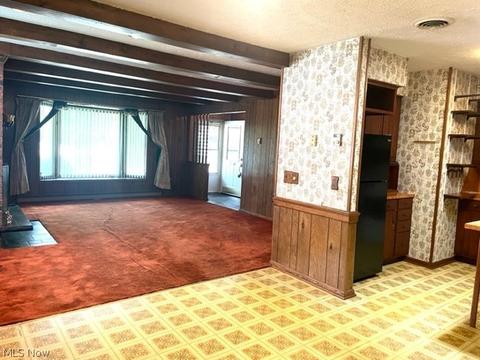 210 E 15th St, Dover, OH 44622 photo 7