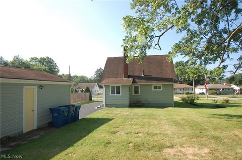 455 Spring St, Struthers, OH 44471 photo 16