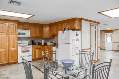 5640 Middlebranch Ave NE, Canton, OH 44721 photo 32