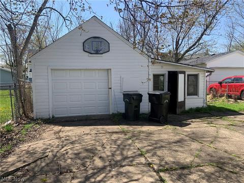 163 Bell Ave, Elyria, OH 44035 photo 15
