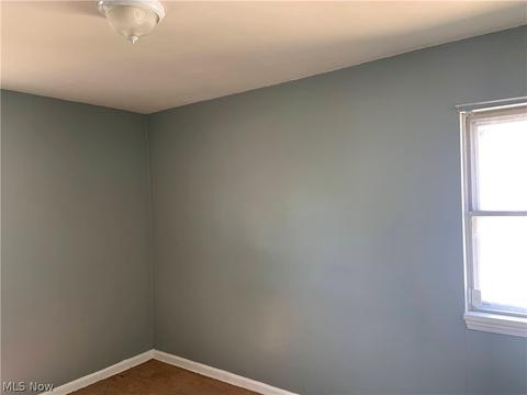 163 Bell Ave, Elyria, OH 44035 photo 11