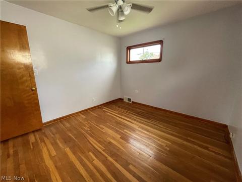 7902 Pelham Dr, Parma, OH 44129 photo 14