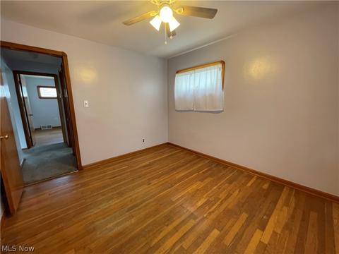 7902 Pelham Dr, Parma, OH 44129 photo 9