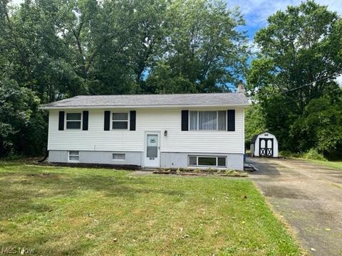 2874 Surf Ave, Lorain, OH 44053 photo 1