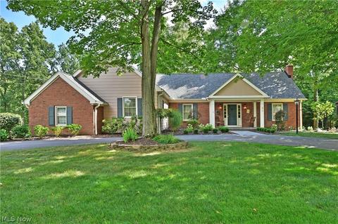 8016 Spartan Dr, Boardman, OH 44512 photo 1