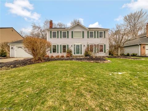34600 Ada Dr, Solon, OH 44139 photo 2