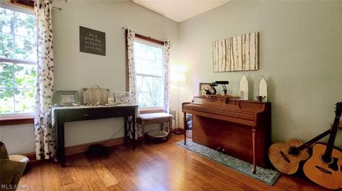 2686 Wright Rd, Akron, OH 44320 photo 4