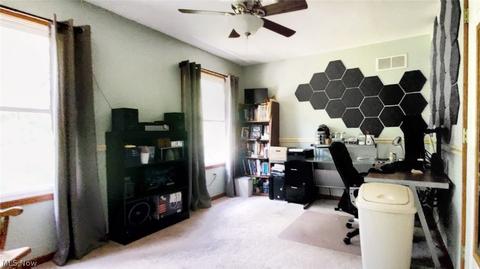 2686 Wright Rd, Akron, OH 44320 photo 17