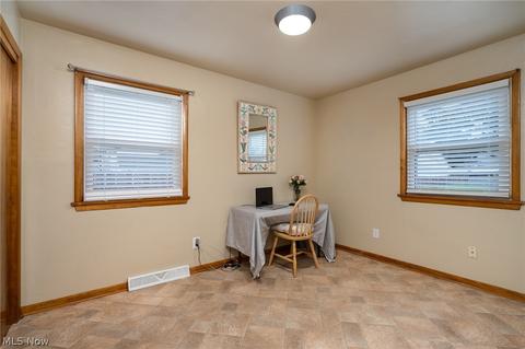 2318 E 31st St, Lorain, OH 44055 photo 19
