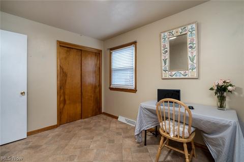 2318 E 31st St, Lorain, OH 44055 photo 20