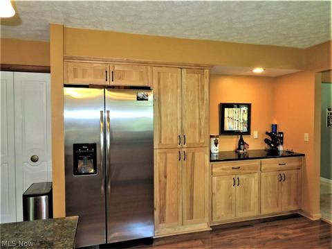 305 Hamilton Cir, Elyria, OH 44035 photo 15